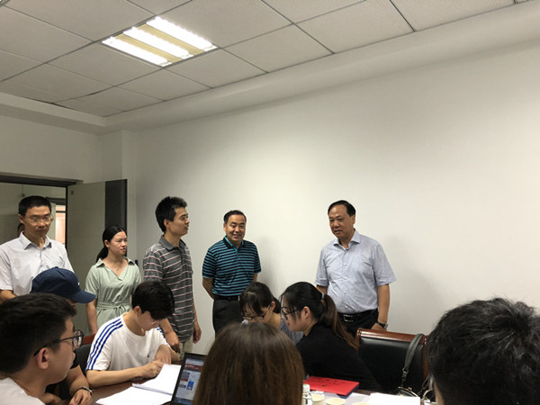 置地娱乐场
研究生迎新工作顺利开展