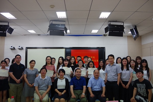 置地娱乐场
首届研究生食品设计创新大赛成功举行