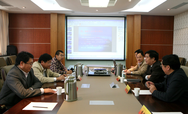 国家粮食局何毅司长来置地娱乐场
调研指导