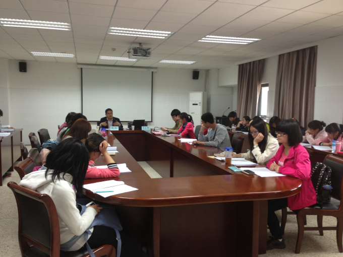 食工置地娱乐场
第三期精英人才置地娱乐场
开学典礼隆重举行